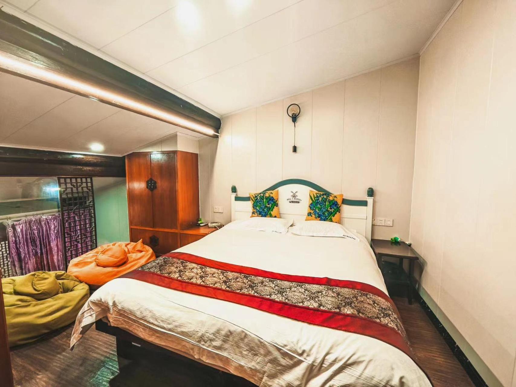 Shaoxing Laotaimen Luxun Native Place Youth Hostel Экстерьер фото