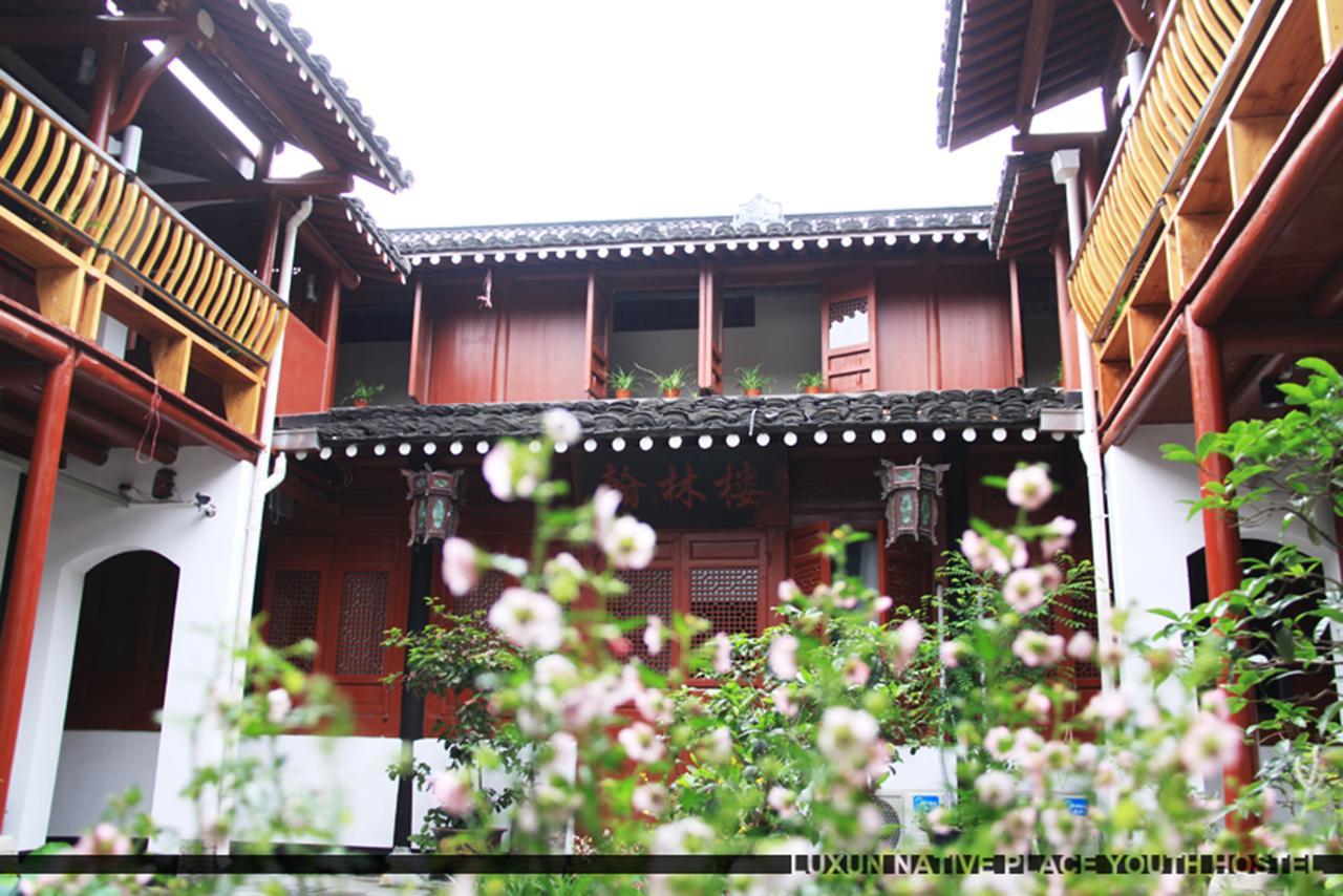 Shaoxing Laotaimen Luxun Native Place Youth Hostel Экстерьер фото